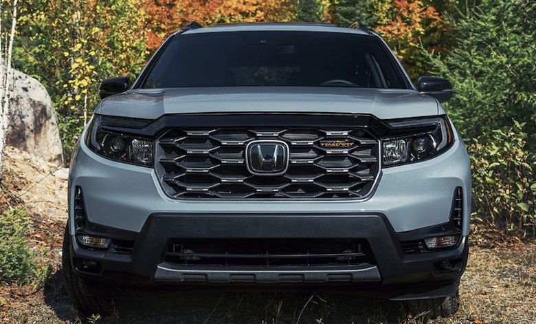 The Honda Passport is well known for its high performance off-road capabilities, spacious interior, & technology features.