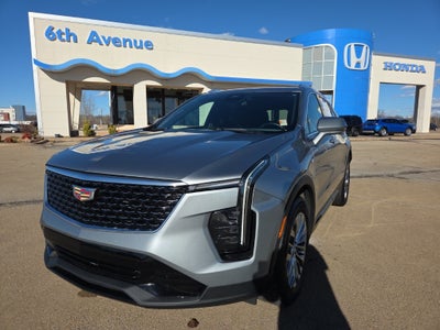 2025 Cadillac XT4 Premium Luxury