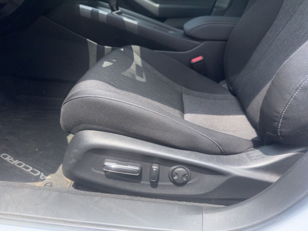 2025 Honda Accord SE - Photo 11