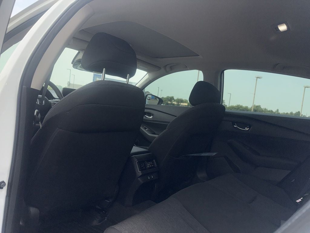 2025 Honda Accord SE - Photo 19