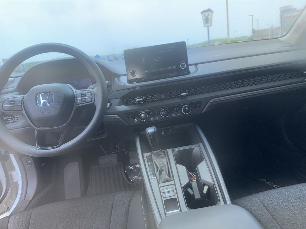 2025 Honda Accord SE - Photo 21