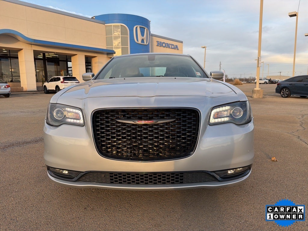 2023 Chrysler 300 S