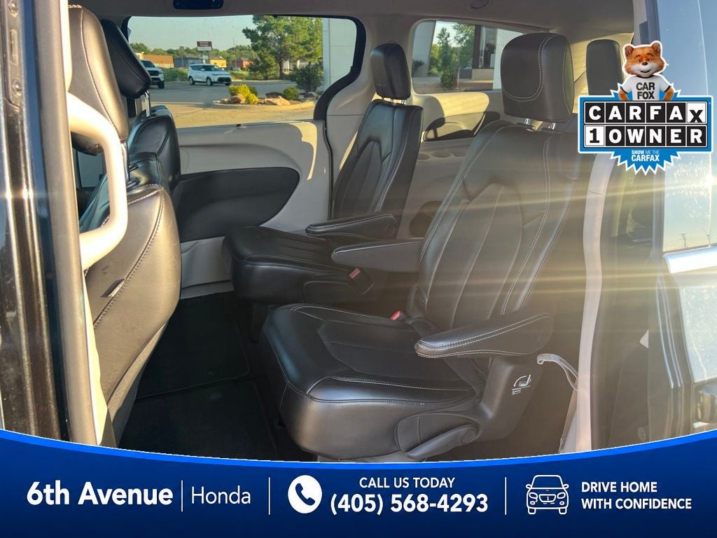 2023 Chrysler Pacifica Touring L