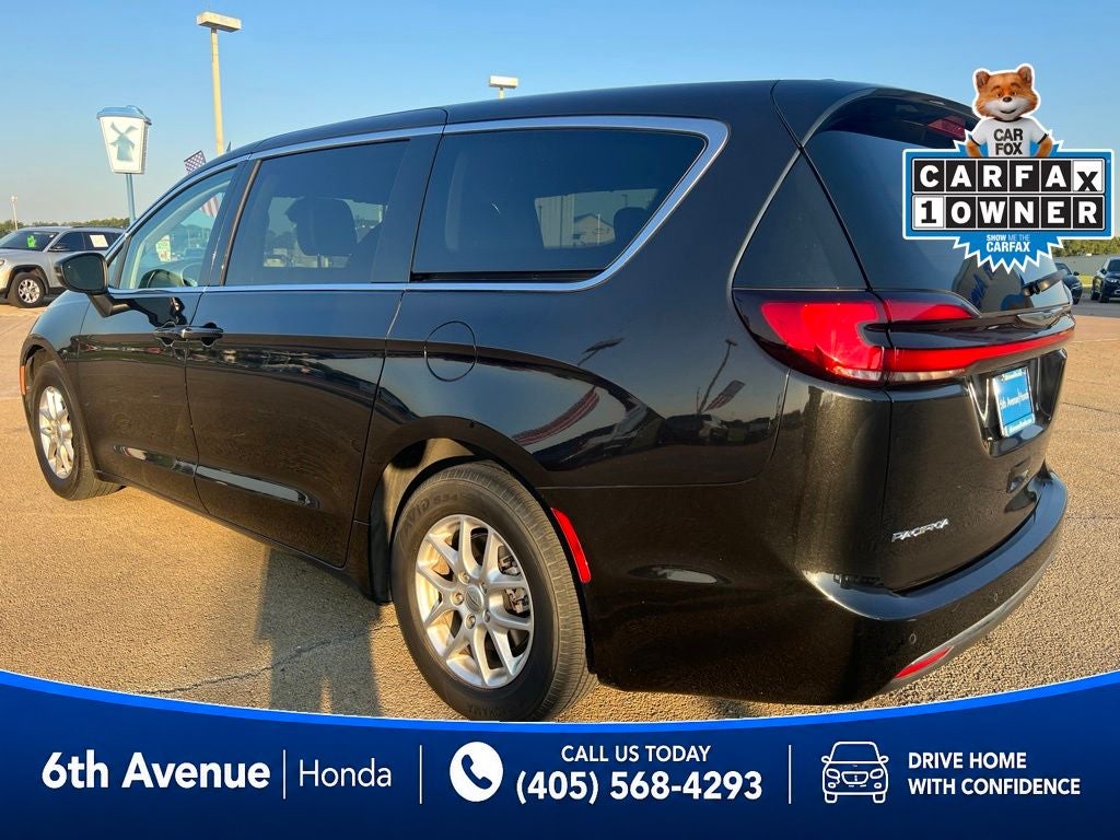 2023 Chrysler Pacifica Touring L