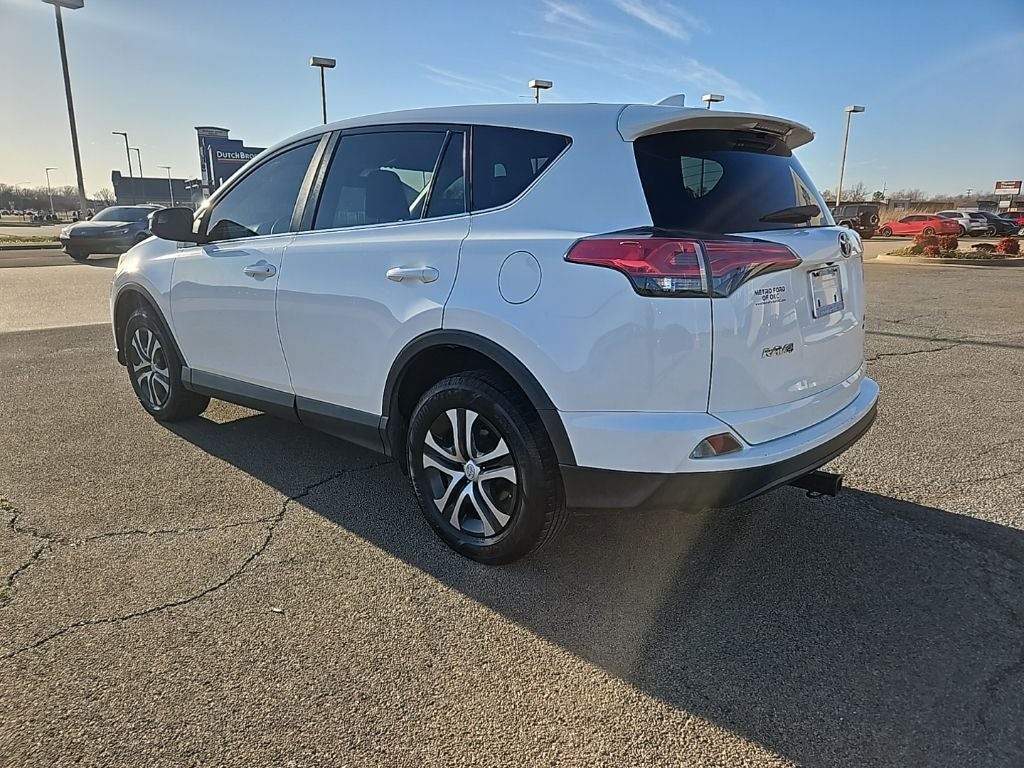 2017 Toyota RAV4 LE
