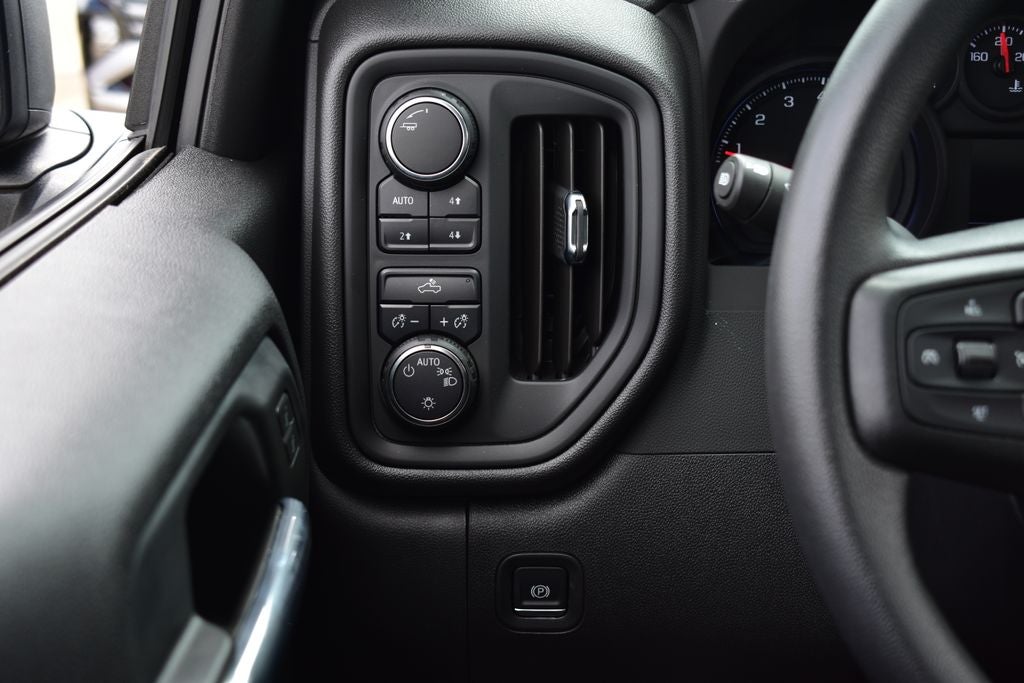 2025 Chevrolet Silverado 1500 Custom Trail Boss