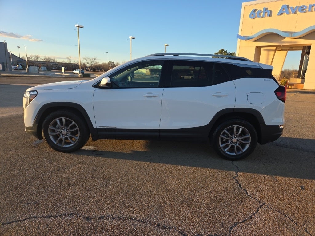 2023 GMC Terrain SLT