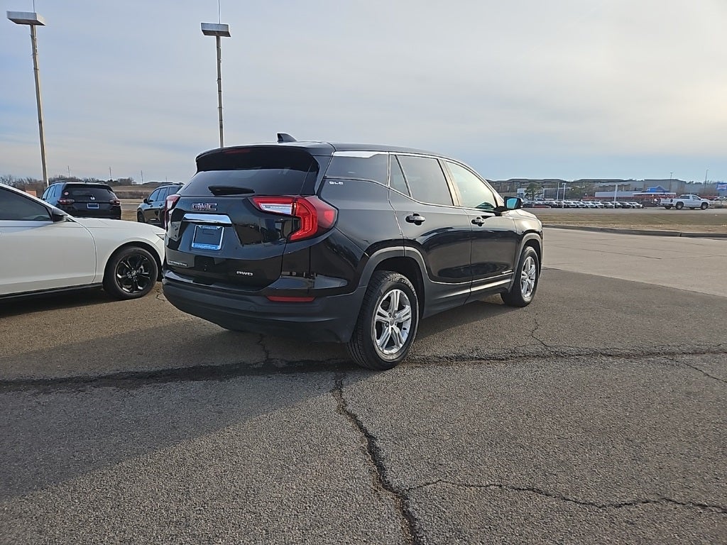 2024 GMC Terrain SLE