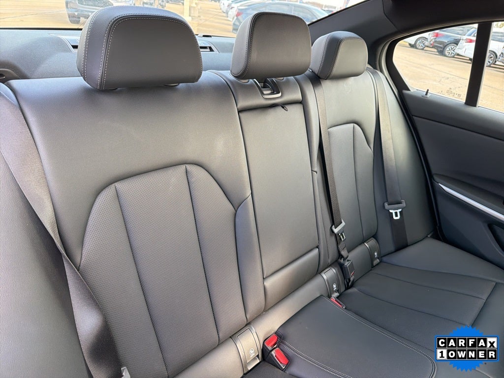 2025 BMW 3 Series 330i