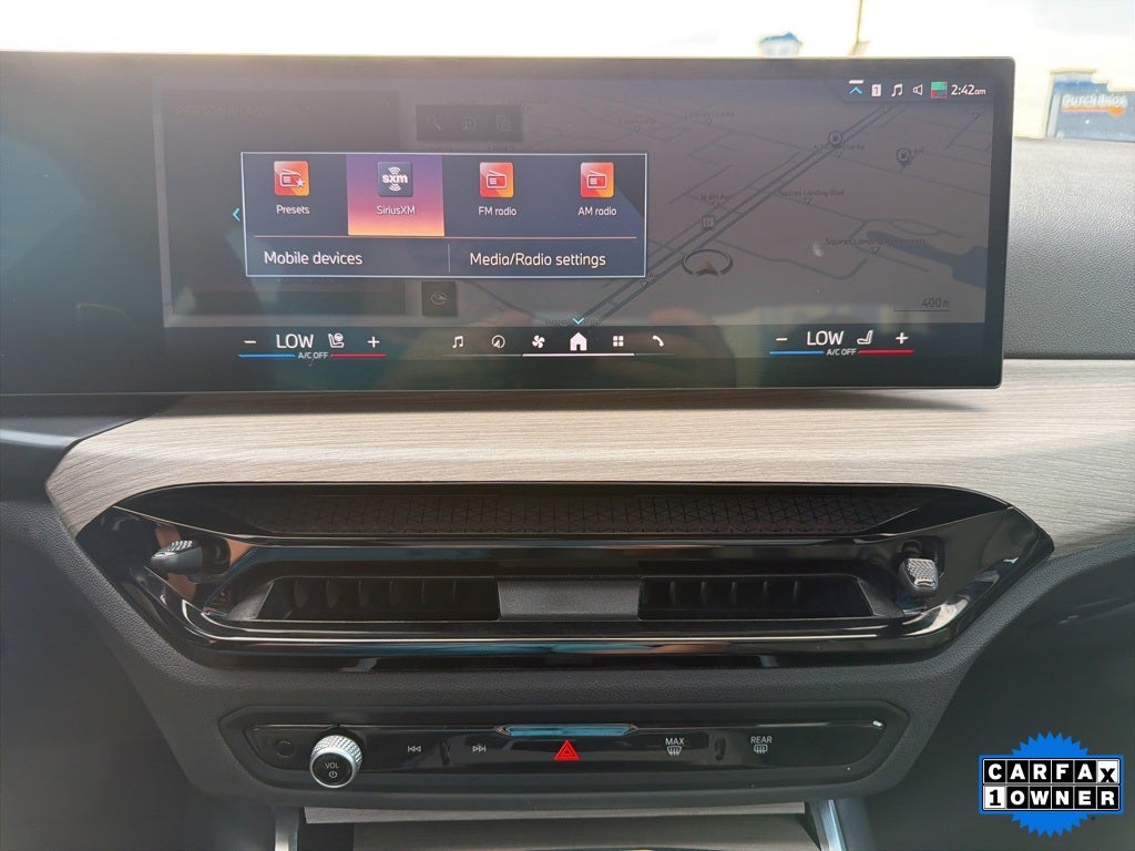 2025 BMW 3 Series 330i