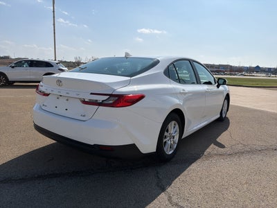 2025 Toyota Camry LE