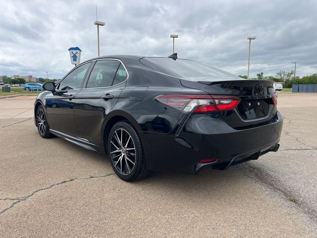 2024 Toyota Camry SE