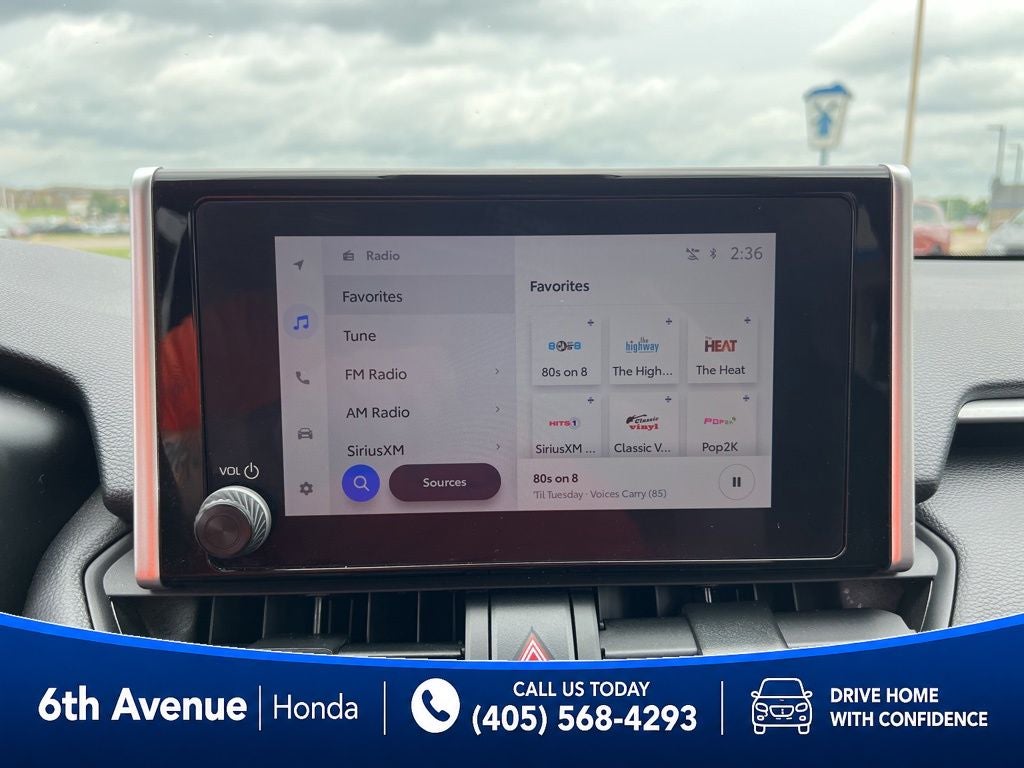 2025 Toyota RAV4 Hybrid XLE