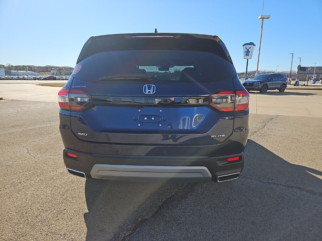 2023 Honda Pilot Elite