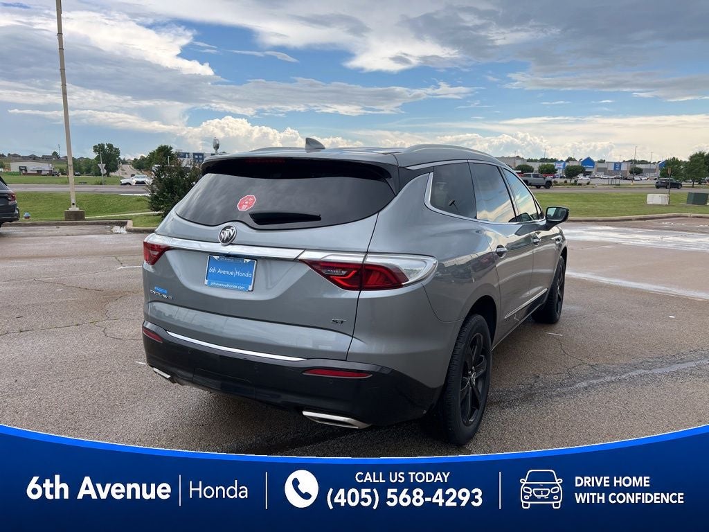2023 Buick Enclave Essence