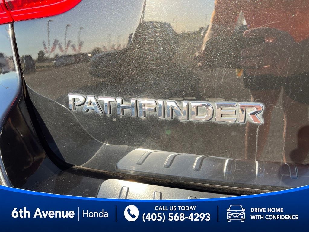 2017 Nissan Pathfinder Platinum