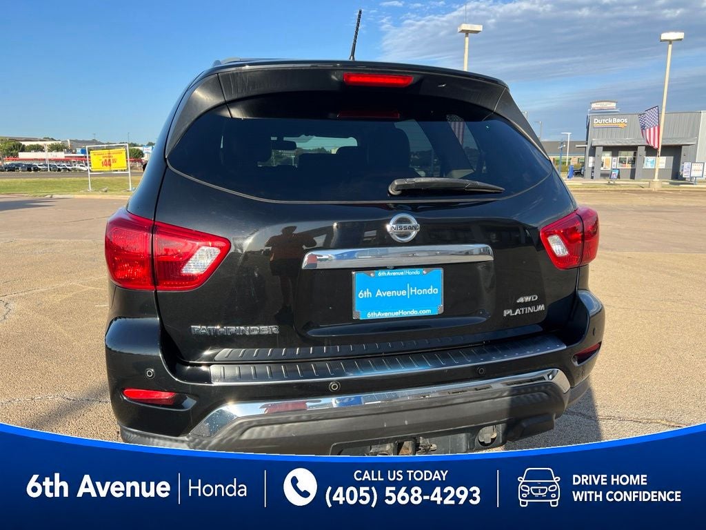 2017 Nissan Pathfinder Platinum