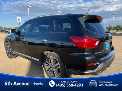 2017 Nissan Pathfinder Platinum