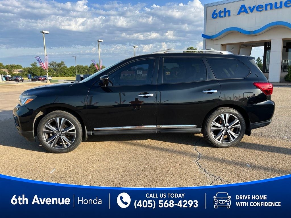 2017 Nissan Pathfinder Platinum