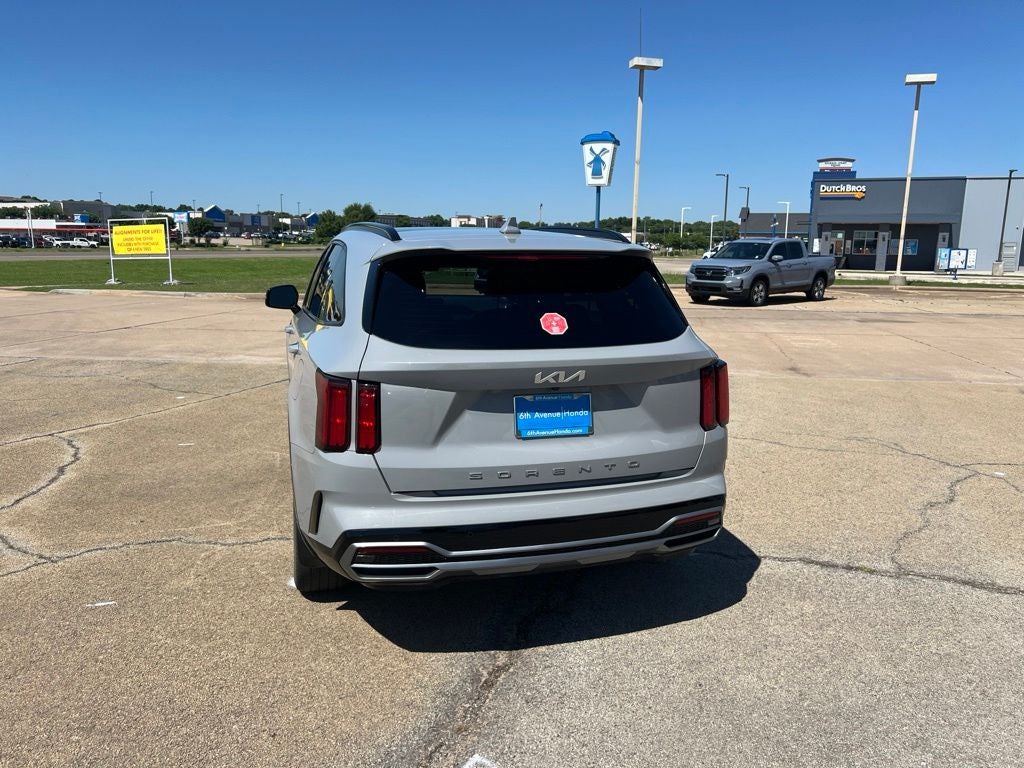 2022 Kia Sorento SX