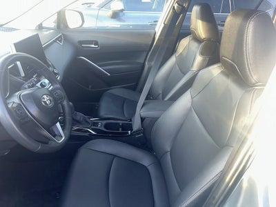 2025 Toyota Corolla Cross XLE