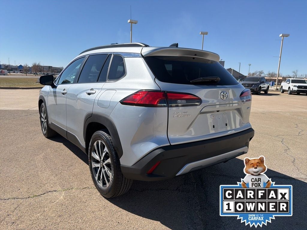 2025 Toyota Corolla Cross XLE
