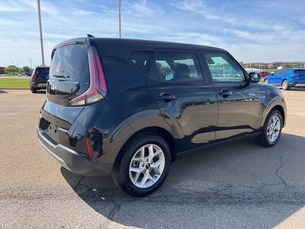 2025 Kia Soul LX