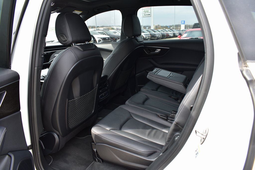 2025 Audi Q7 55 Premium Plus quattro